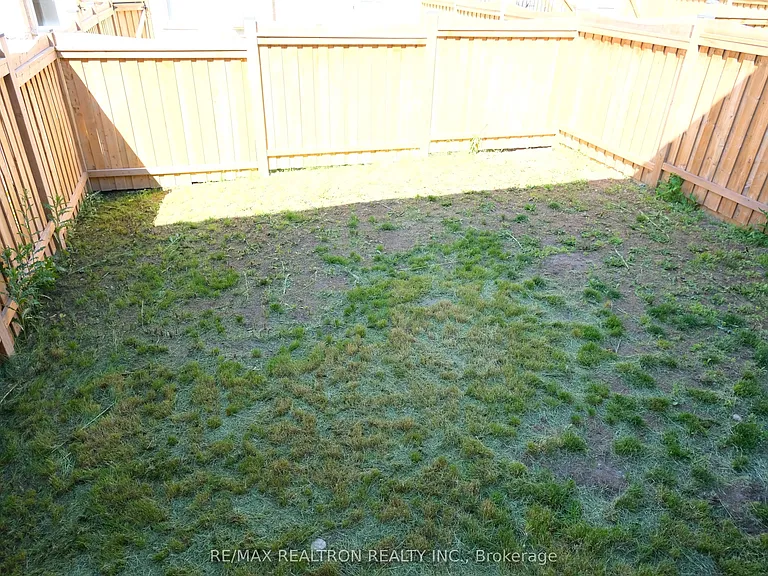 10 James Glover Dr — Photo 25