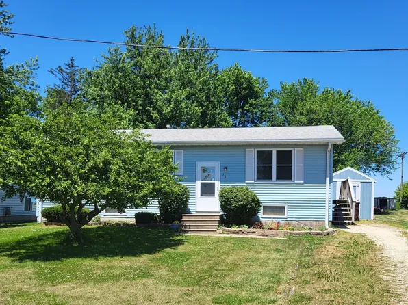 341 E Kirke Gate, Lee, IL 60530