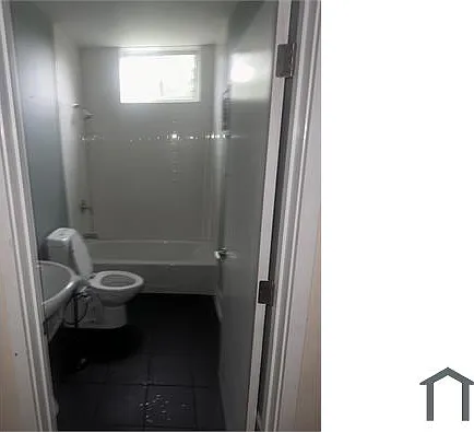1724 Deslonde St — Photo 3