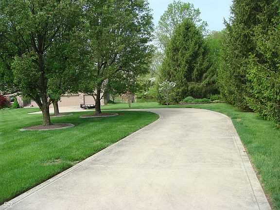 2nd image of 4806 Krestridge Ct E