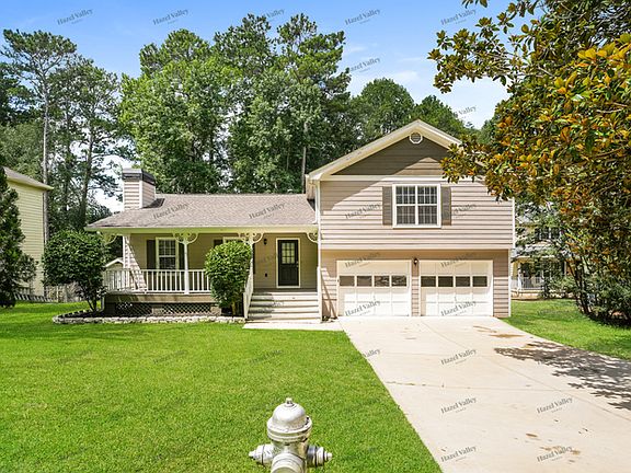 3rd image of 262 Timothy Ln NW