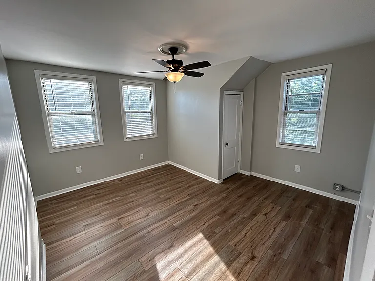 1749 Hopkins Ave — Photo 10