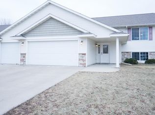 116 Timberwolf Ct, Mankato, MN 56001