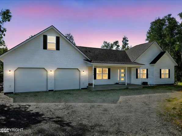 2996 W Angela Dr, Wasilla, AK 99623
