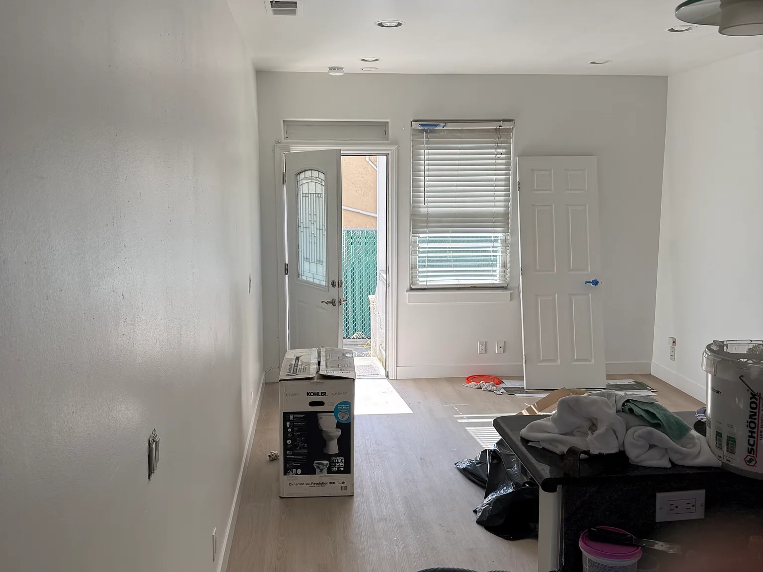 3 bed, 1.5 bath, 1087 sqft, $2,675 — Photo 4