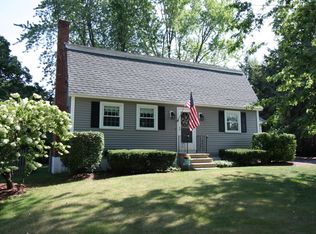 14 Nightingale Rd, Nashua, NH 03062