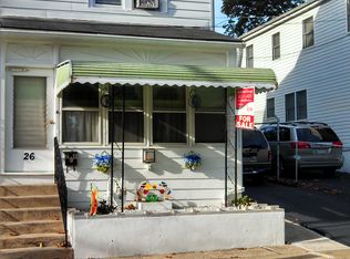 26 Maple Ter, Clifton Heights, PA 19018