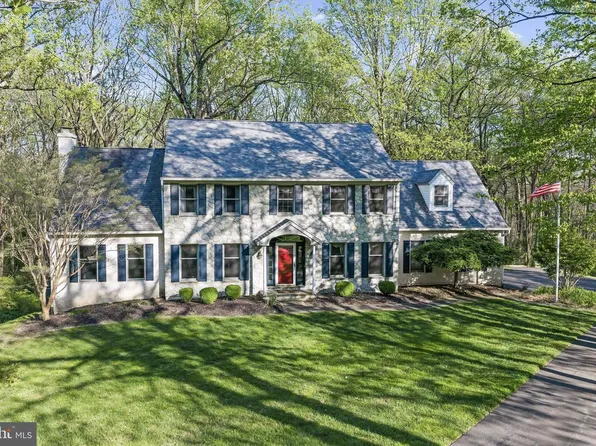 522 Ridge Dr, Lincoln University, PA 19352