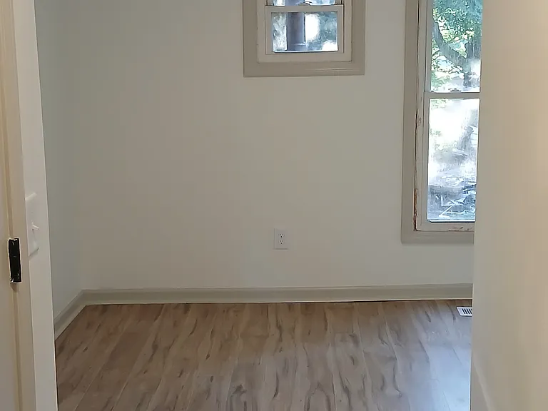 1st bedroom