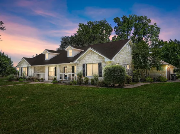 280 Windy Ln, Taylor, TX 76574