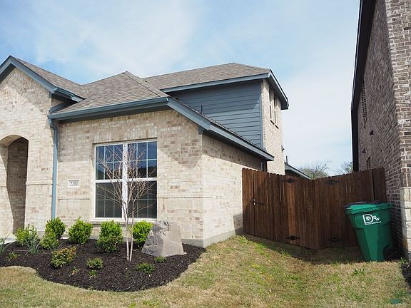 3rd image of 2201 Yellowhammer Rd