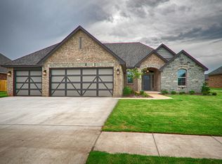 13317 NW 5th St, Yukon, OK 73099
