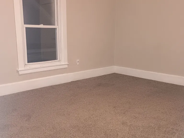 344 N Perry St #2 — Photo 6