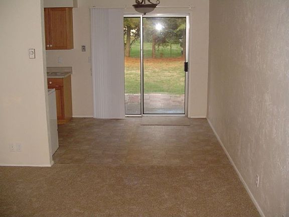 living/dining room