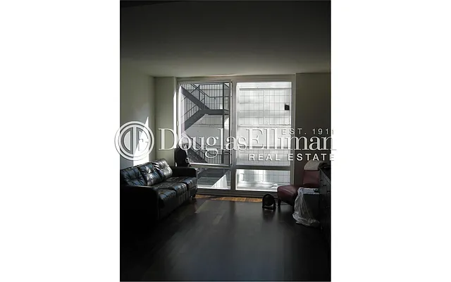 Rented by Douglas Elliman | media 27