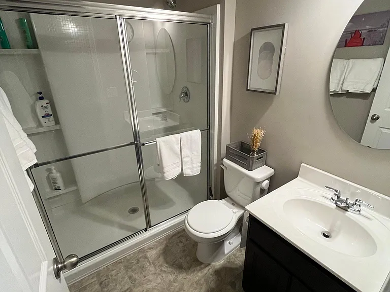 2346 Creek Bank Dr — Photo 16