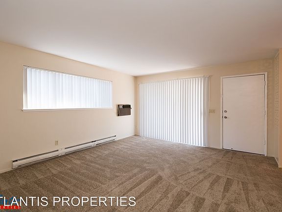 3rd image of 4069 Hamilton Ave APT 04