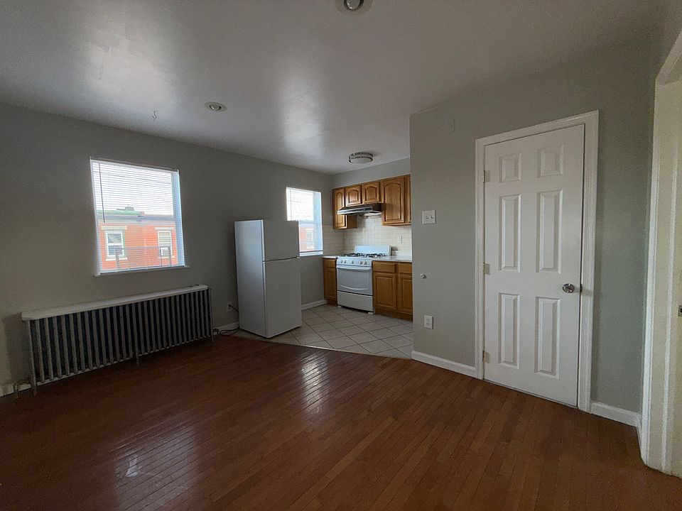 1st image of 1426 S 15th St #3