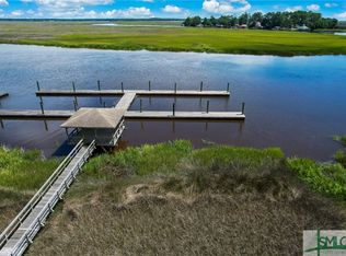 2203 Grove Point Rd, Savannah, GA 31419