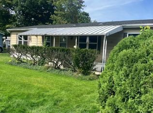6 Cook Ln, Plattekill, NY 12561