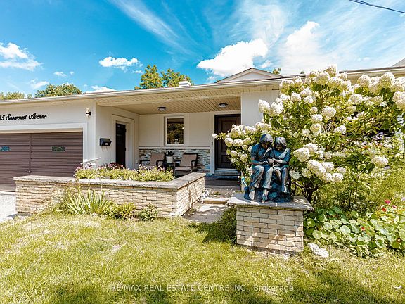 5th image of 85 Snowcrest Ave