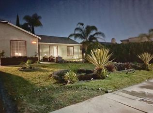 1014 W Woodcrest St, Bloomington, CA 92316