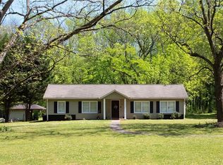 71 Hughes Dairy Rd SE, Lindale, GA 30147