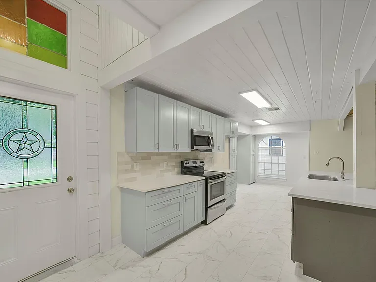 23122 Whispering Willow Dr — Photo 16