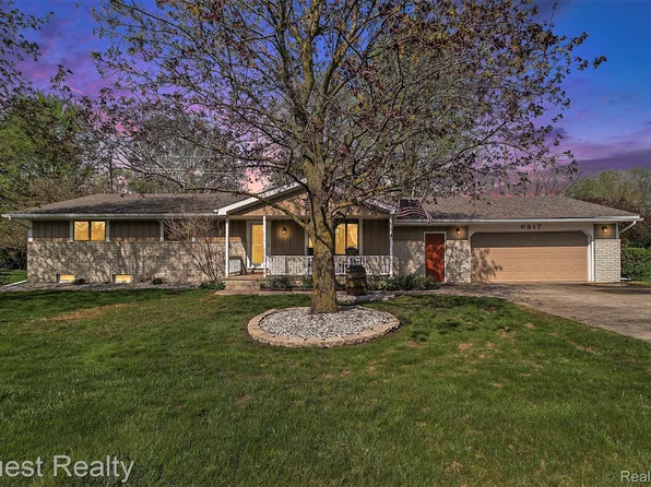 6817 Clintonville Rd, Clarkston, MI 48348