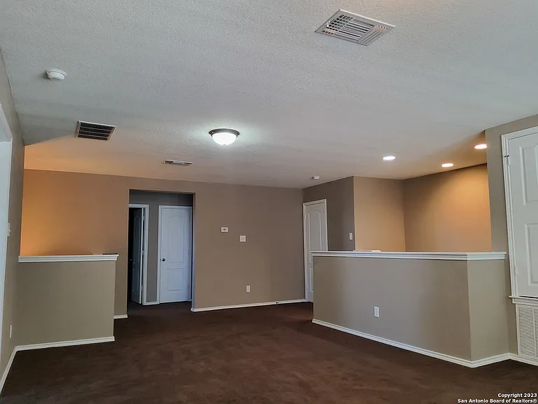 20223 Oak Panache — Photo 10