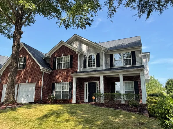 10102 Glenburn Ln, Charlotte, NC 28278