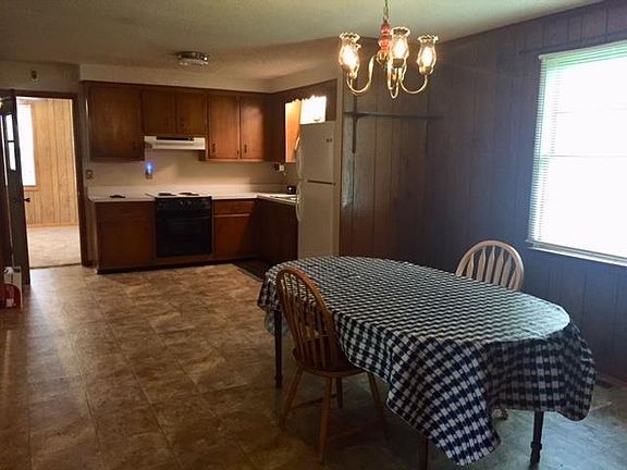 5th image of 2222 Pendleton Dr