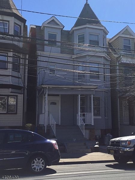 1st image of 279 Clifton Ave
