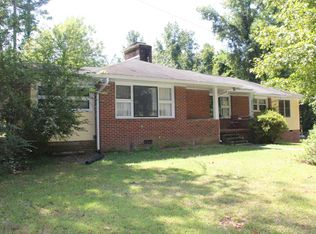 5902 Barbee Chapel Rd, Chapel Hill, NC 27517