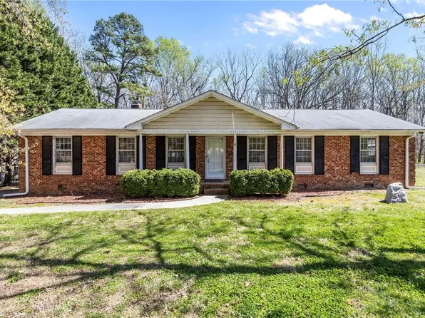 523 & 525 Carlann Valley Rd, Mc Leansville, NC 27301