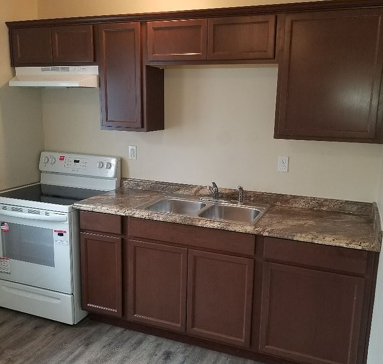 1st image of 36 Prospect Pkwy APT 11