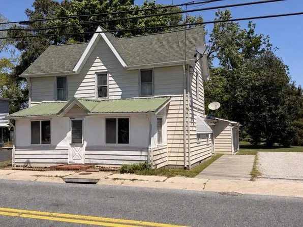 211 E Lillian St, Hebron, MD 21830