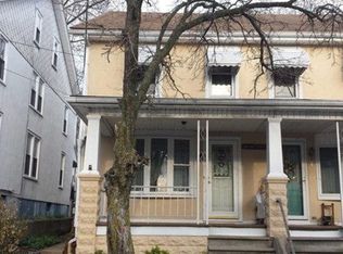 10 Cherry St, Pine Grove, PA 17963