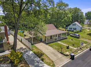 102 Courtney Dr, Manassas Park, VA 20111