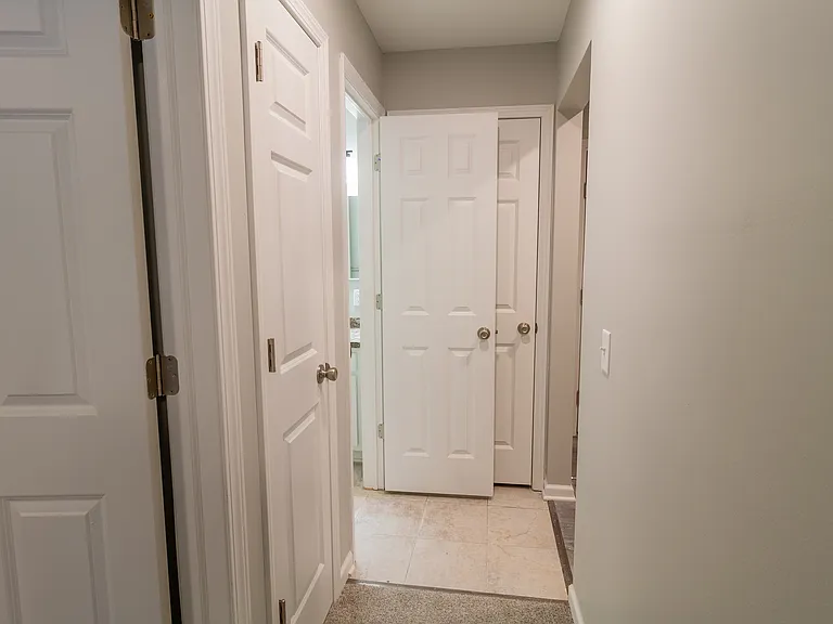 11 Robert Dr #211 — Photo 6