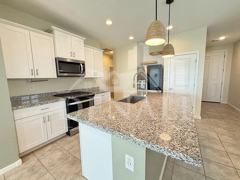 4373 W Allen St — Photo 6