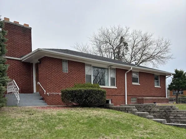 7111 Ironwood Ave, Gary, IN 46403