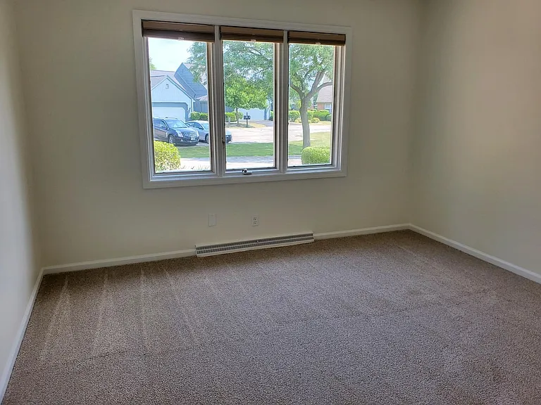 2333 W Cumberland Ct — Photo 15