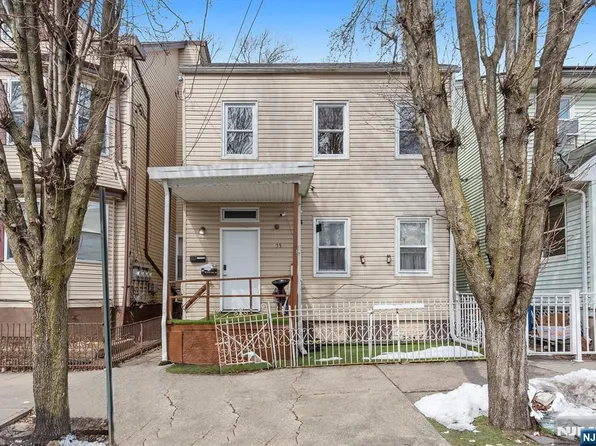 75 Garfield Ave, Paterson, NJ 07522