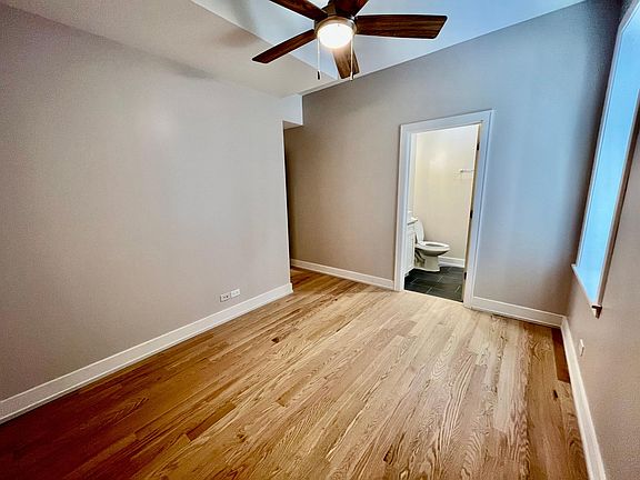 4th image of 1943 W Balmoral Ave APT 1