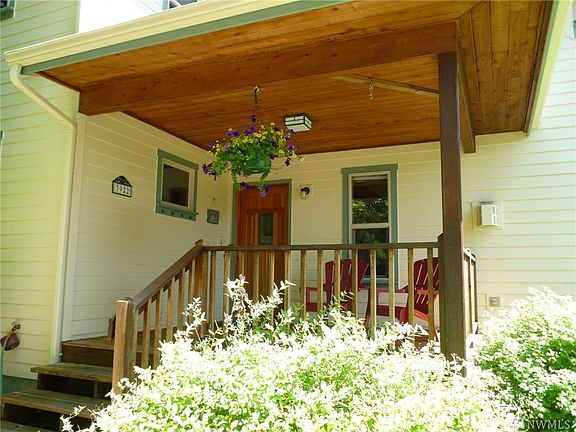 2nd image of 3922 11th Ave NW