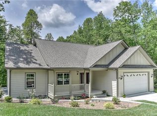 65 Drake Mountain Ln, Hendersonville, NC 28739