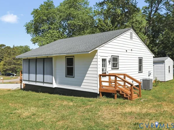 2109 Providence Pl, North Chesterfield, VA 23236