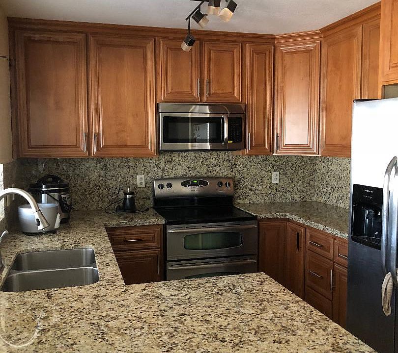 1st image of 8932 W Palo Verde Ave