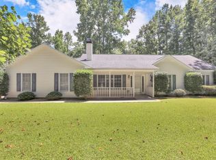 2867 Happy Valley Cir, Newnan, GA 30263